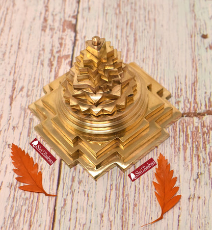 ShriRudram Brass Sri Yantra, Shri Yantra, Shri Chakra Yantra, Maha Meru Shree Yantra Ritual Object for Vastu, Prosperity & Abundance 3 Inch