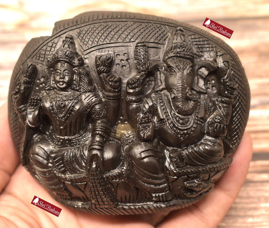 ShriRudram Luxmi Ganesh Murti / Laxmi Ganesha Idol Carved on Sudarshan Shaligram LG385